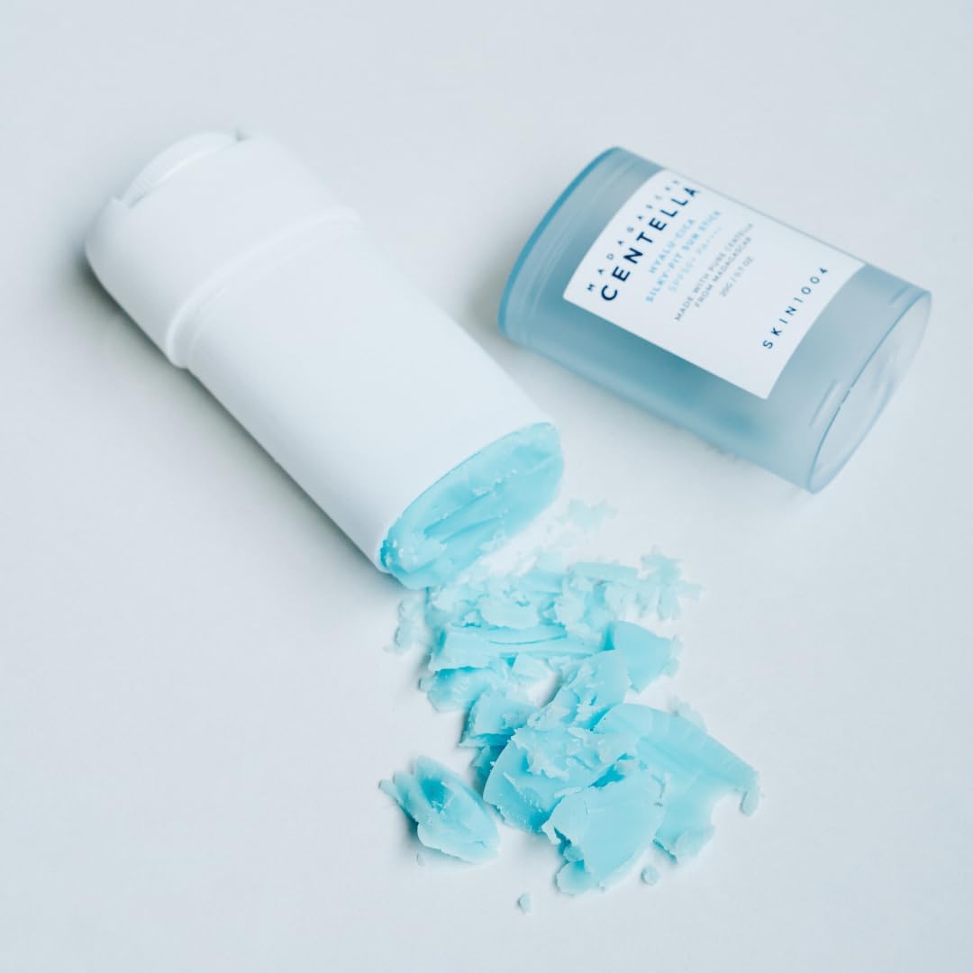 Skin1004 Madagascar Centella Hyalu-Cica Silky-Fit Sun Stick SPF50+ PA++++ – 20 г – копринен слънцезащитен стик с центела