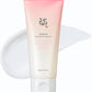 Beauty Of Joseon Gentle Exfoliator Apricot Blossom Peeling Gel 100 мл – нежен ексфолиращ гел за сияйна и гладка кожа