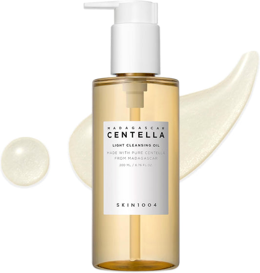 Skin1004 Madagascar Centella Light Cleansing Oil 200 мл – корейско почистващо олио с центела за нежно двойно почистване.